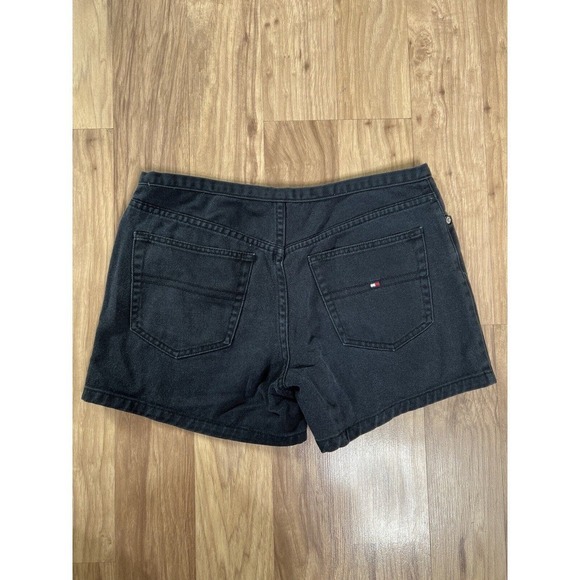 Tommy Hilfiger Jeans Women’s Black Jean Short Size 8 Retro - Picture 2 of 5
